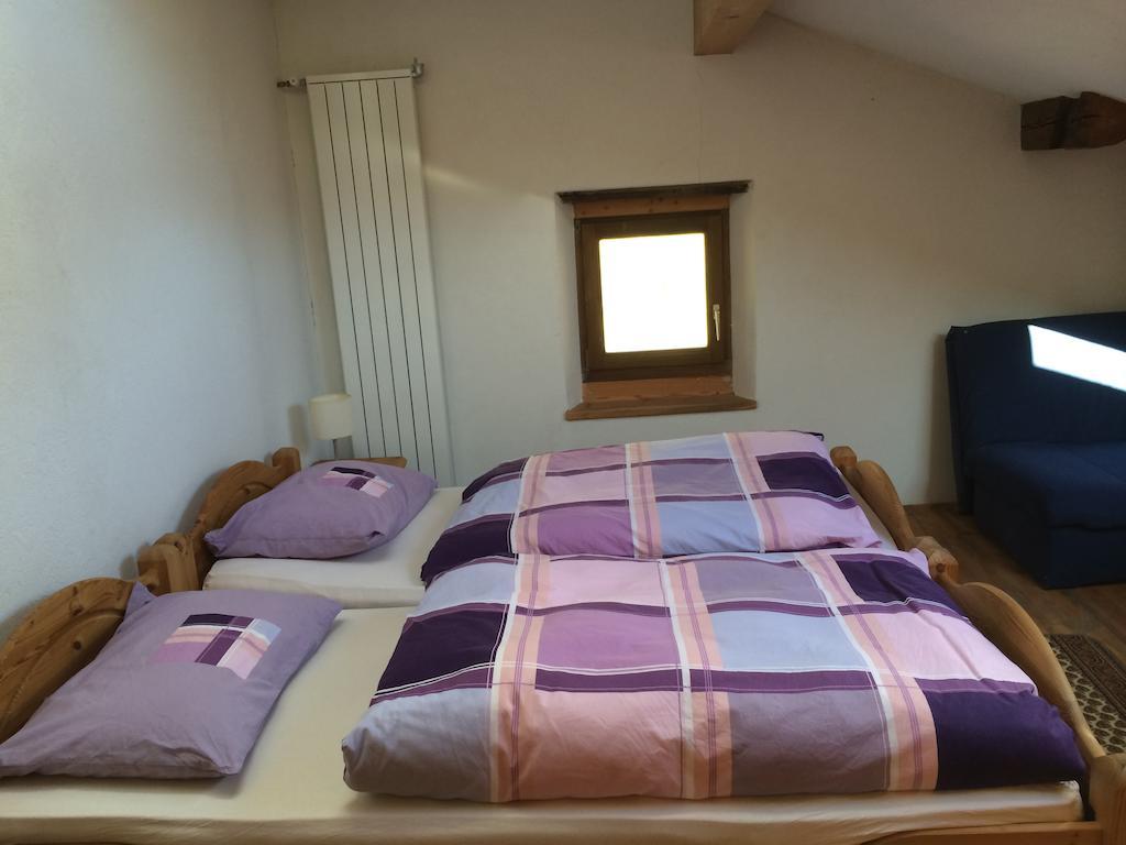 Villa Gruberhof à San Genesio Atesino Chambre photo